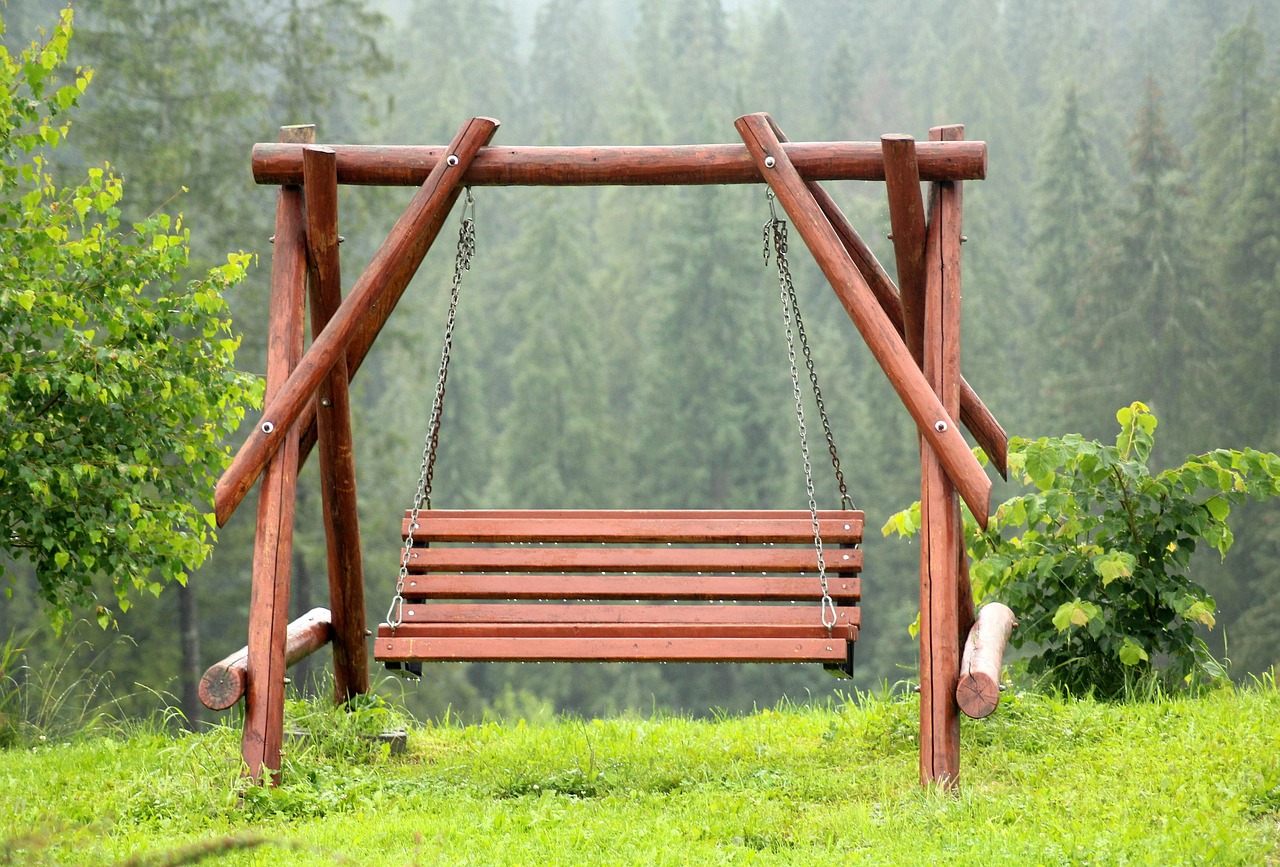 Simple Outdoor Bench